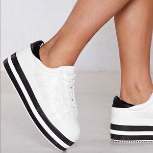 Platform sneakers